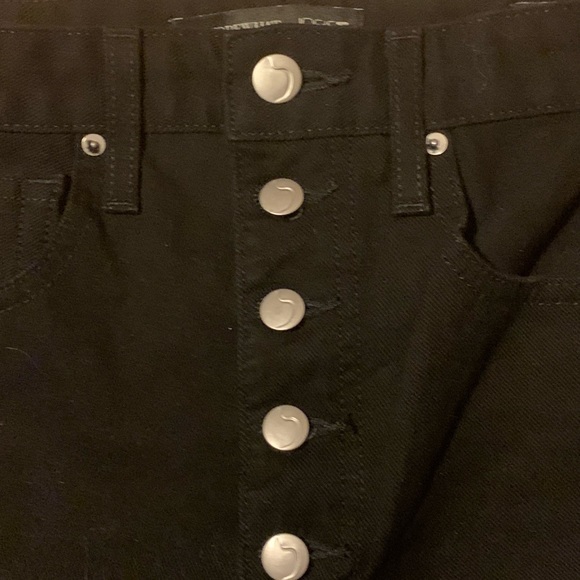 We wore what THE DANIELLE BLACK HIGH RISE VINTAGE STRAIGHT LEG JEANS SIZE 23 - Picture 6 of 11